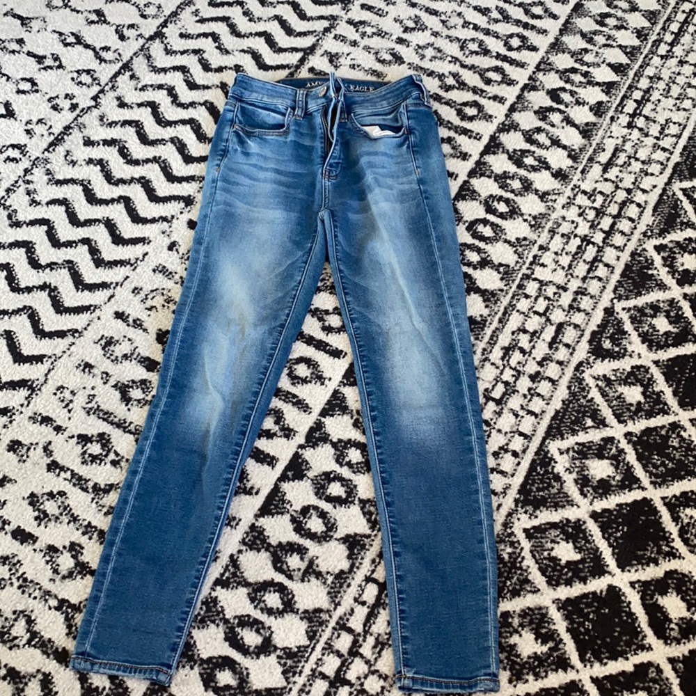 Jeans - Picture 1 of 6